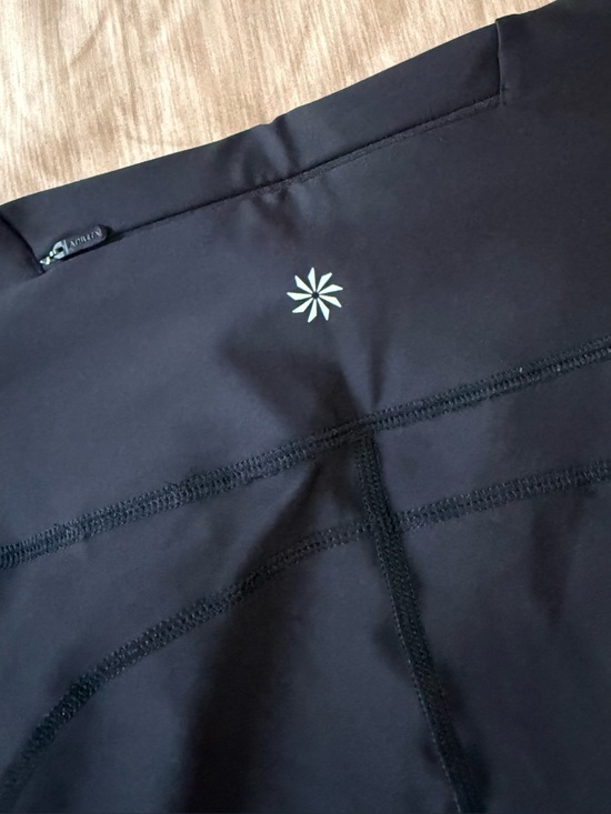 Athleta Pants - Athleta performance leggings - M